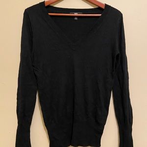 V neck sweater